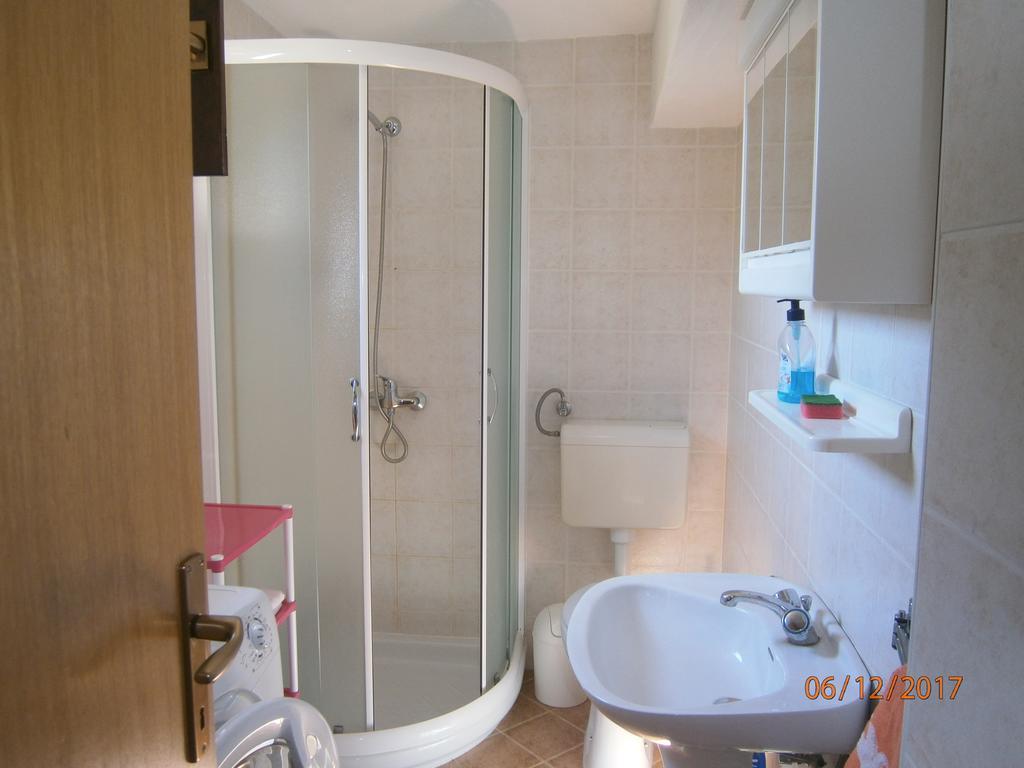 Holiday Home Loznati Cres Bagian luar foto